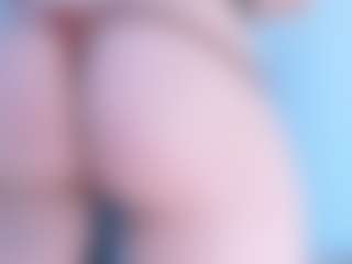 Evabluntt's Live Sex Cam Show
