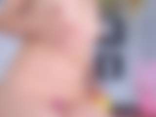 Evabluntt's Live Sex Cam Show