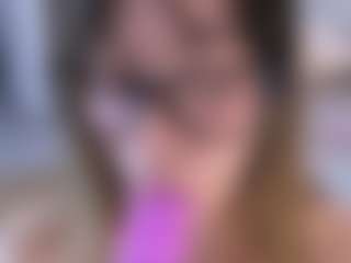 Evabluntt's Live Sex Cam Show