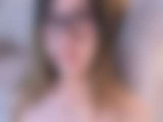 Evabluntt's Live Sex Cam Show