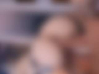Evabluntt's Live Sex Cam Show