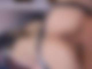 Evabluntt's Live Sex Cam Show