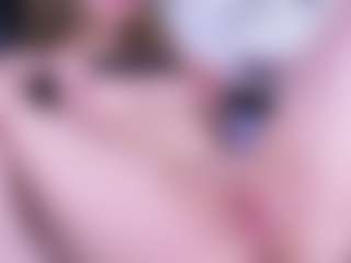 Evabluntt's Live Sex Cam Show