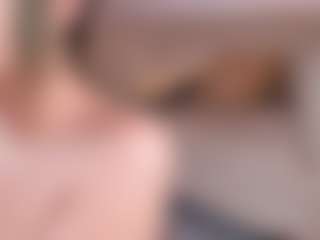 Live cam show with Evabluntt - Blonde Hair HD on Camsoda