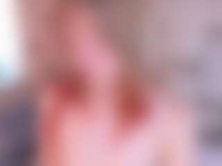 Evabluntt's Live Sex Cam Show