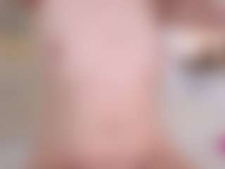 Evabluntt's Live Sex Cam Show