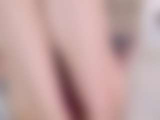 Evabluntt's Live Sex Cam Show