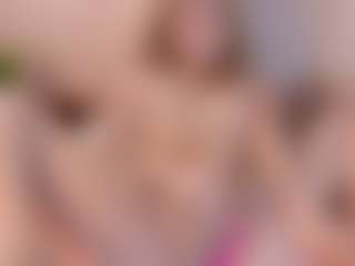Evabluntt's Live Sex Cam Show