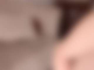 Evabluntt's Live Sex Cam Show
