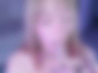 Evabluntt's Live Sex Cam Show