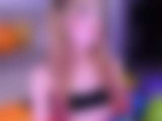 Evabluntt's Live Sex Cam Show