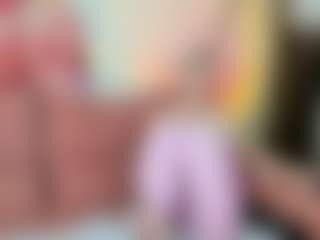 Live cam show with Ida-Smith - Petite on camwithhim.com