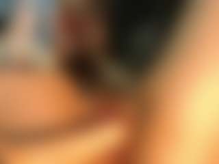 MiaFox03's Live Sex Cam Show