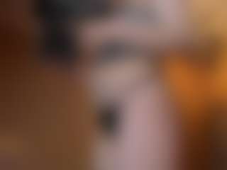 MiaFox03's Live Sex Cam Show