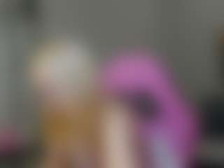 Live cam show with Molly-snow - Blonde Hair College on Uber Horny