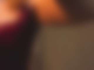 Live cam show with Molly-snow - Body Massage on Camsoda