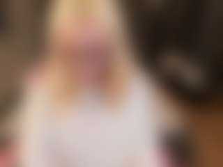 Live cam show with Molly-snow - Body Massage on Dolls Live