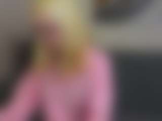 Live cam show with Molly-snow - Moaning on crypto-cams