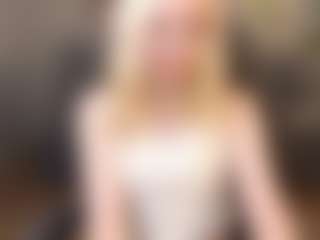 Live cam show with Molly-snow - Normal on hrnylive.com