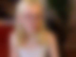 Live cam show with Molly-snow - College on Camsoda