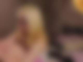 Live cam show with Molly-snow - Hot Blonde Hair on Camsoda
