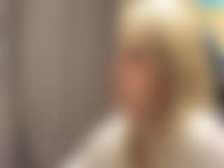 CaroleeOverall's Live Sex Cam Show