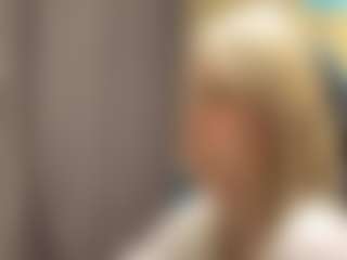 CaroleeOverall's Live Sex Cam Show