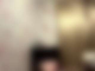 Live cam show with CristieGordils - Oil on Nude Live Now