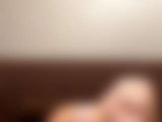 Live-Cam-Show mit CristieGordils - Green Eyes auf Camsoda