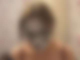 Live cam show with CristieGordils - Green Eyes on CamClone