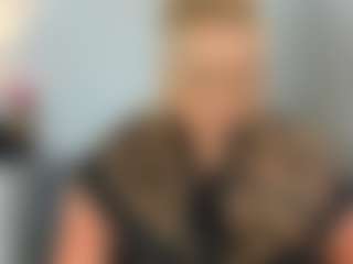 Live cam show with HazelTop69 - Body Massage on madthumbs