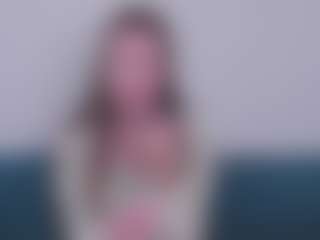 Live cam show with JanettRathfon - Blue Eyes on madthumbs