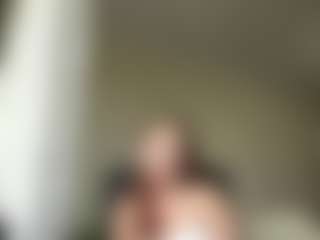 Live cam show with LaineBauernfeind - Ebony on TeamSkeetLive | georgia