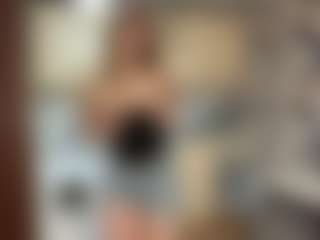 Live cam show with MariaCayne - Joi on madthumbs