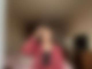 Live cam show with Anna - Flashing on madthumbs