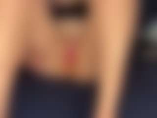 Chloe87's Live Sex Cam Show
