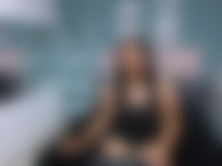 Live cam show with MillieWarnet - Rub on Dare Cams