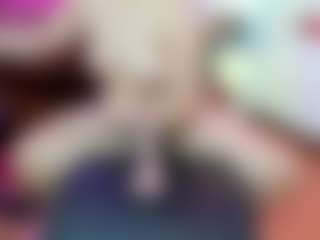 Live cam show with Brooklin3030 - New Toys on Lustler