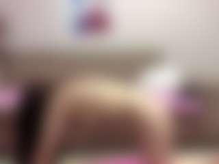 Live cam show with Maliba - HD on Soda Cam