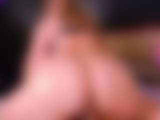 Live cam show with Lissa Monroe - College Toys on Camsoda