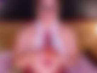 Live cam show with Lissa Monroe - Ride Torso on Camsoda