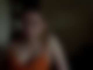 Live cam show with LovettaKabba - New Brown Eyes on camgirlchat.live