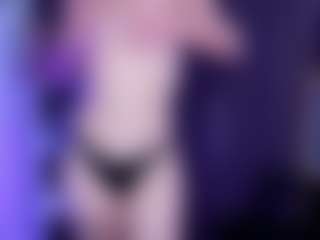 NikkiGinger's Live Sex Cam Show