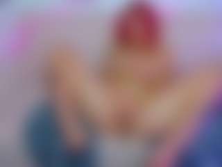 Live cam show with NikkiGinger - Blue Eyes on xheatlive.com