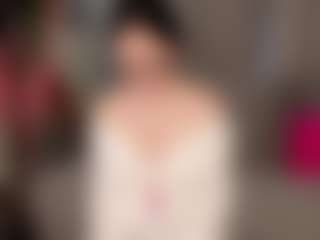 Live cam show with SamyLeen - Striptease Granny on Camsoda