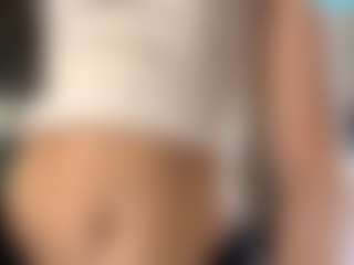 Live cam show with OraleeProuty - Spank on Camsoda