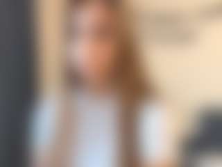 OraleeProuty's Live Sex Cam Show