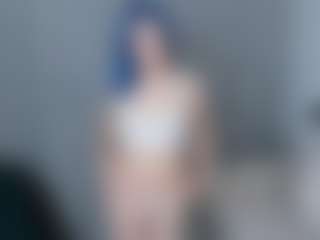 Live cam show with TressieTerrano - French on Soda Cam | united states
