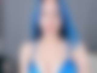 Live cam show with TressieTerrano - Petite on livesuperchat.net