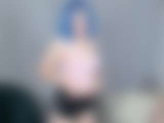Live cam show with TressieTerrano - College on Camsoda